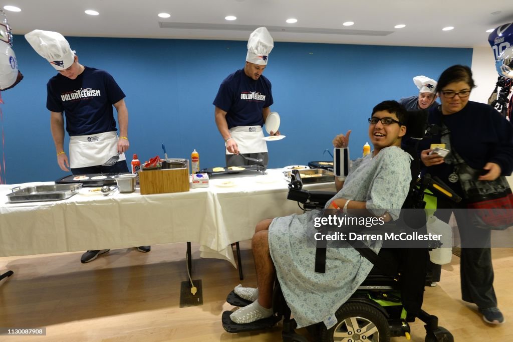 New England Patriots Flip Pancakes For Patients At Boston Children's Hospital