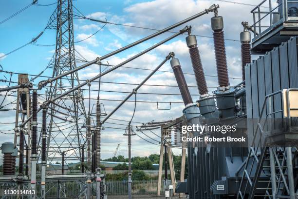 electricity generating substation - fuel station stock pictures, royalty-free photos & images