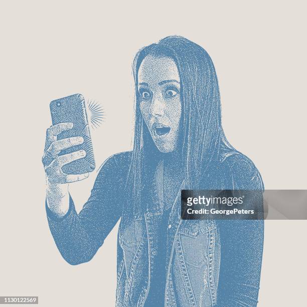ilustrações de stock, clip art, desenhos animados e ícones de stressed out young on phone with shocked facial expression - mulher celular