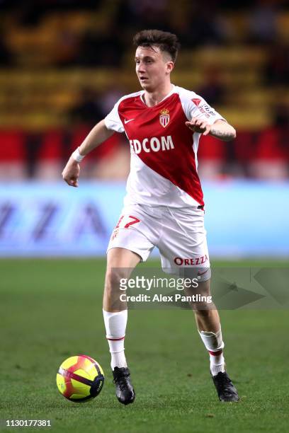 Aleksandr Golovin of Monaco runs with the ball during the Ligue 1 match between AS Monaco and FC Nantes at Stade Louis II on February 16, 2019 in...