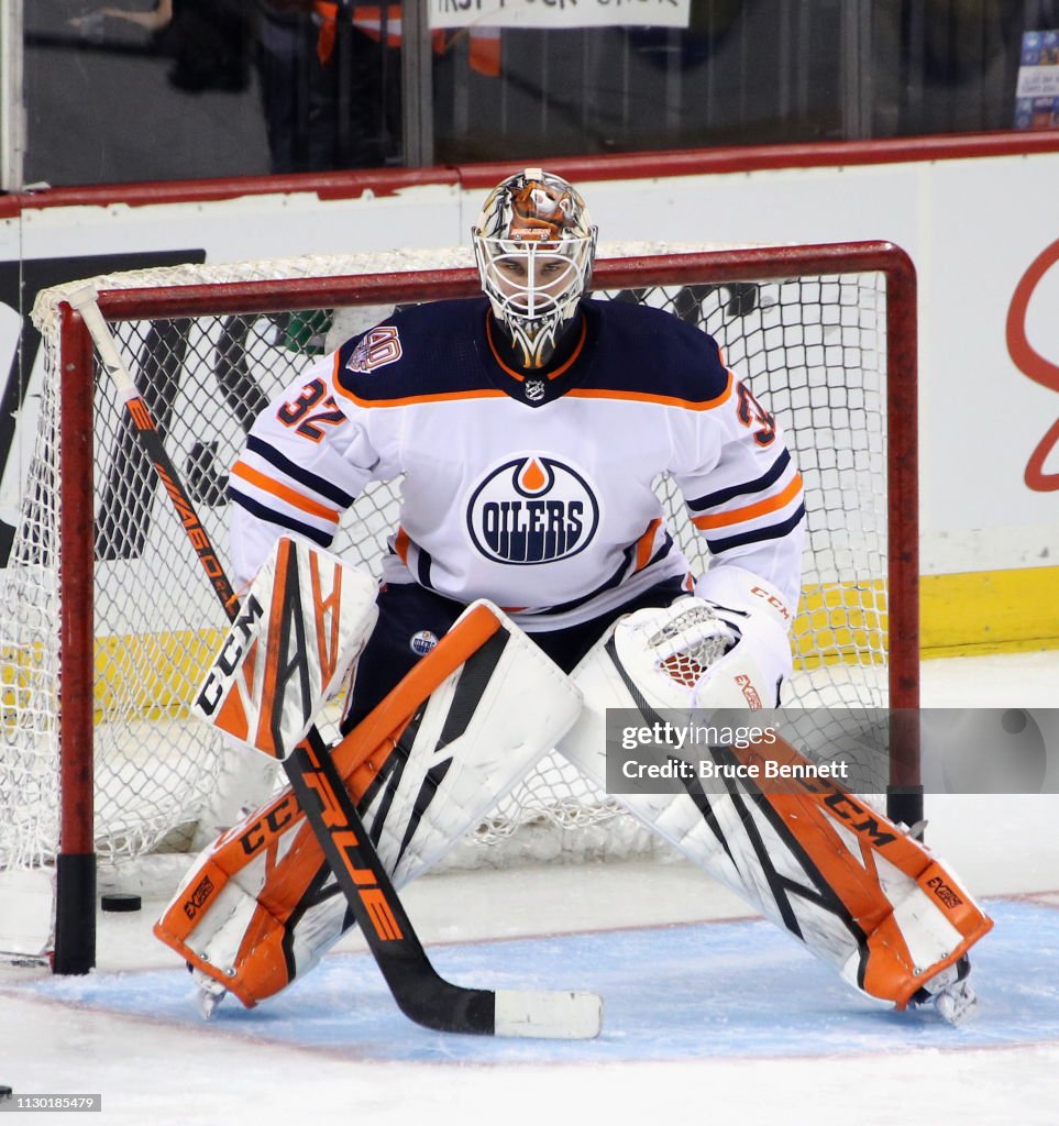 Edmonton Oilers v New York Islanders