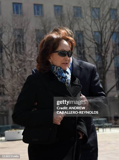 Kathleen Manafort, wife of former Trump campaign chairman Paul Manafort, leaves US District Court in Washington, DC on March 13, 2019. Manafort,...