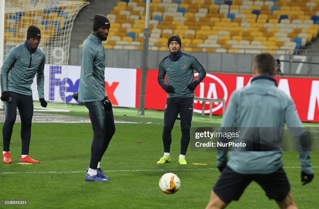 Chelsea Training and Press Conference