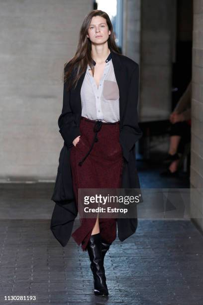 Model walks the runway at the Roland Mouret show during London Fashion Week February 2019 on February 17, 2019 in London, England.