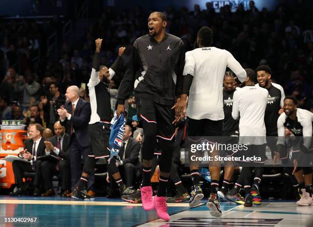 Nba Bench View Nba Bench All Star Photos and Premium High Res Pictures - Getty Images