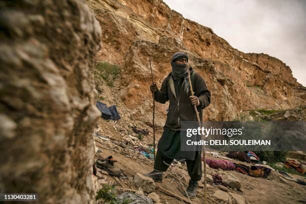 Limping Man Rushing 162 Man Limping Stock Photos, High-Res Pictures, and Images - Getty Images