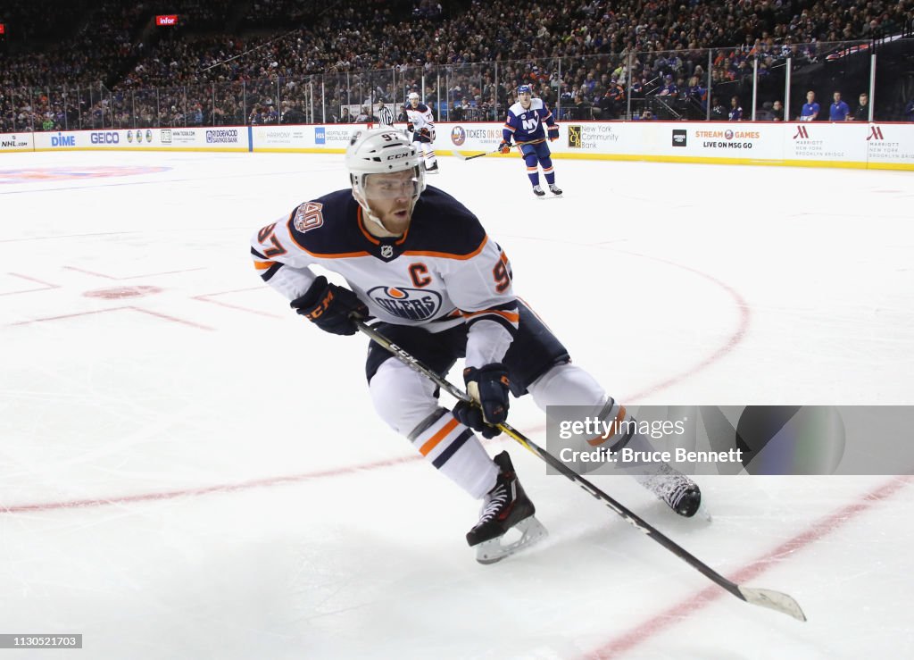 Edmonton Oilers v New York Islanders