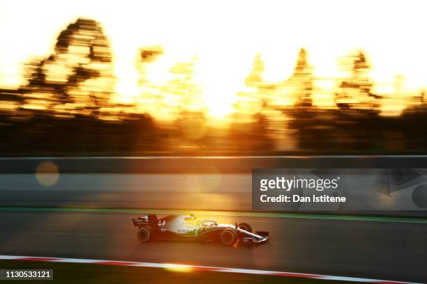 Lewis Hamilton of Great Britain driving the Mercedes AMG Petronas F1 Team Mercedes W10 on track during day one of F1 Winter Testing at Circuit de...