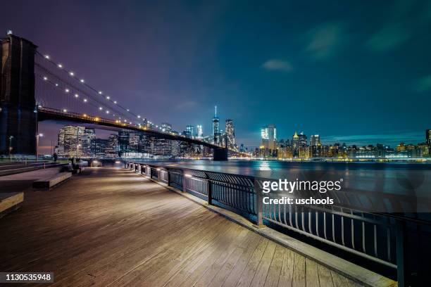 de stad van new york-de brug van brooklyn - brooklyn new york stockfoto's en -beelden