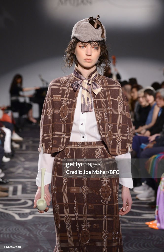 APUJAN Autumn/Winter 2019 - LFW February 2019