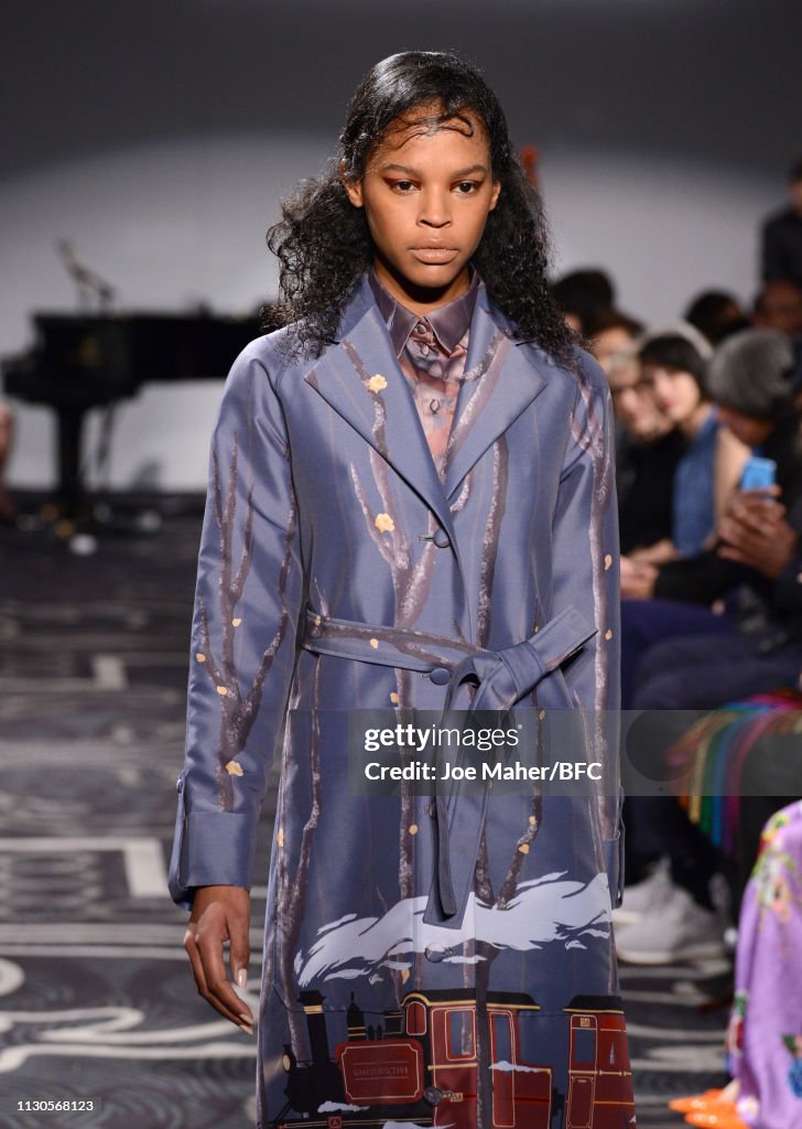 APUJAN Autumn/Winter 2019 - LFW February 2019