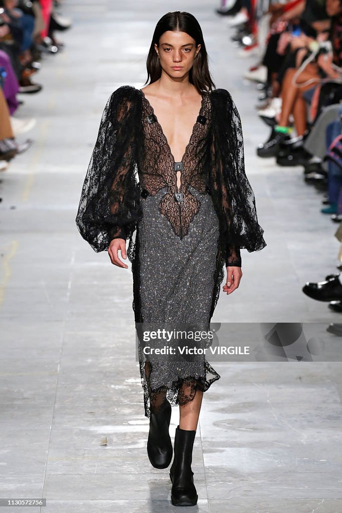 Christopher Kane - Runway - LFW February 2019