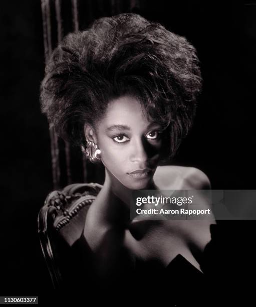 Regina Belle Photos and Premium High Res Pictures - Getty Images