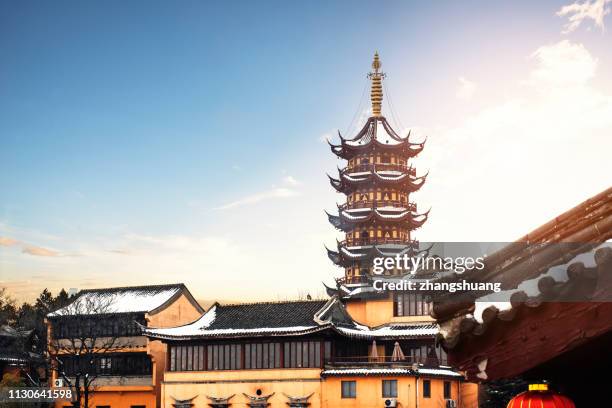 nanjing jiming temple - jiangsu province stock pictures, royalty-free photos & images