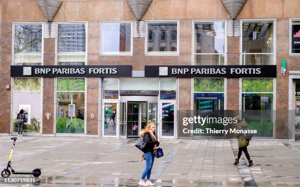 Fortis Bank Banque Photos And Premium High Res Pictures Getty Images fortis-bank-banque-photos-and-premium-high-res-pictures-getty-images