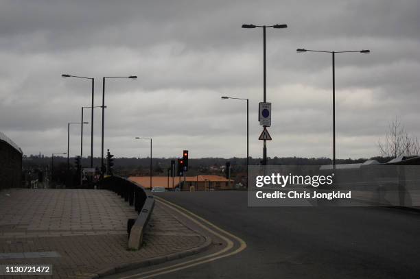 empty street with lights above - harrow london stock pictures, royalty-free photos & images