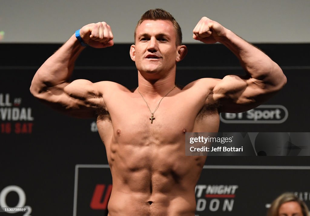 UFC Fight Night: Weigh-ins