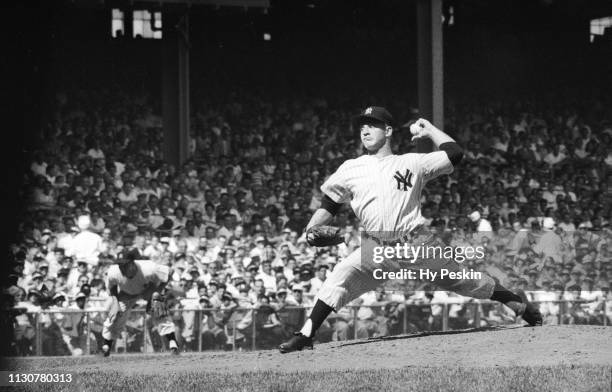 New York Yankees Whitey Ford in action, pitching during Old Timers' Day game vs Chicago White Sox at Yankee Stadium. Bronx, NY 8/25/1956 CREDIT: Hy...