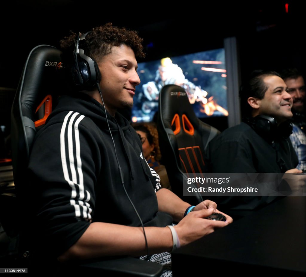 MVP Patrick Mahomes Visits Treyarch To Play Call Of Duty: Black Ops 4