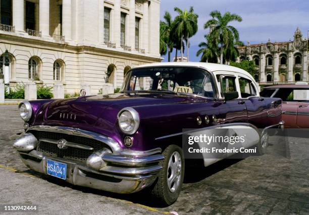 cuban car - coche antiguo stock pictures, royalty-free photos & images