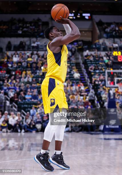 Darren Collison of the Indiana Pacers shoots the ball during the game against the New York Knicks at Bankers Life Fieldhouse on March 12, 2019 in...