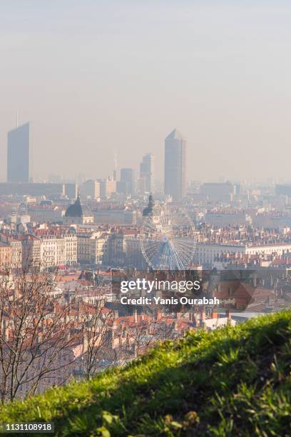 panorama lyon part-dieu, city of lyon, france - horizon urbain - fotografias e filmes do acervo