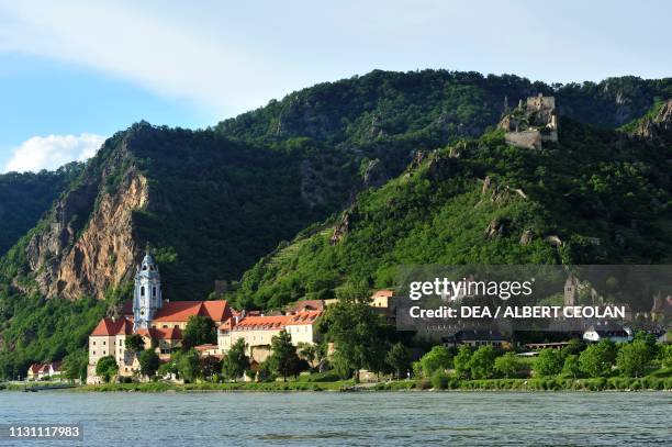 Dunstein Dürnstein Castle Photos and Premium High Res Pictures - Getty Images