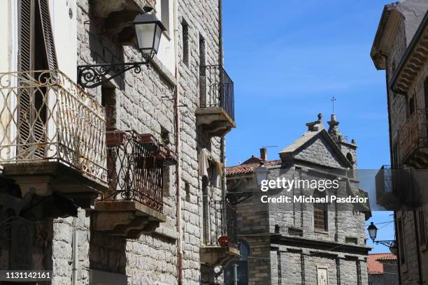 granite buildings at via roma - tempio pausania stock pictures, royalty-free photos & images