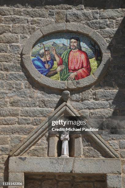 mosaic at cathedral san pietro - tempio pausania stock pictures, royalty-free photos & images