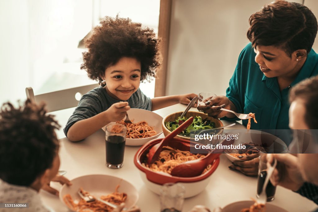 Familj lunch