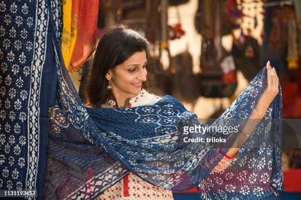 women shopping for souvenir at street market - ethnicity stock pictures, royalty-free photos & images