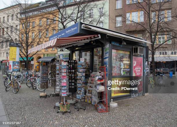 tobacconist,paper shop kiosk in berlin street. - tobacconists stock pictures, royalty-free photos & images
