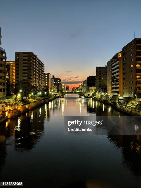 川 - 都市の全景 stock pictures, royalty-free photos & images