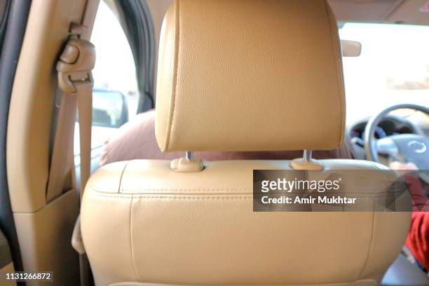 https://media.gettyimages.com/id/1131266872/photo/back-view-of-vehicle-or-car-seats.jpg?s=612x612&w=gi&k=20&c=isRKPD6u3CjkAuYJ1WLo80Ti2WIrXvluaYvv-9wVoaE=