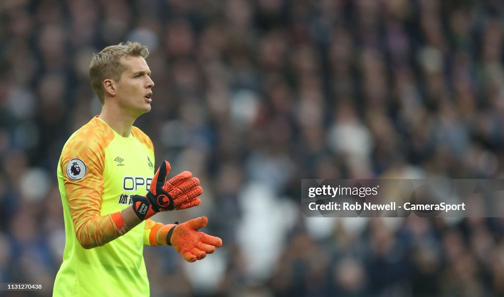 West Ham United v Huddersfield Town - Premier League