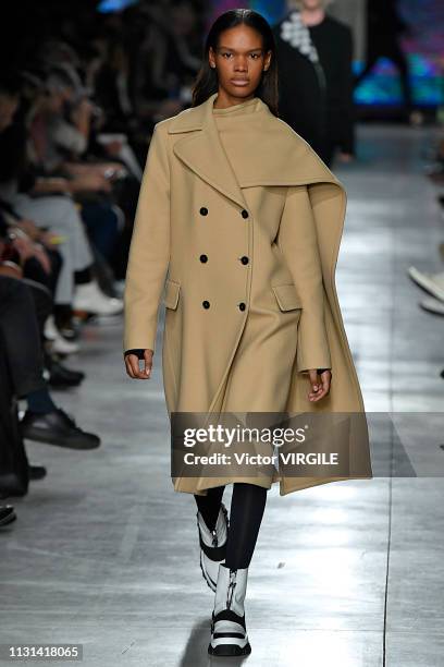 Model walks the runway at the MSGM eady to Wear Fall/Winter 2019-2020 fashion show at Milan Fashion Week Autumn/Winter 2019/20 on February 20, 2019...