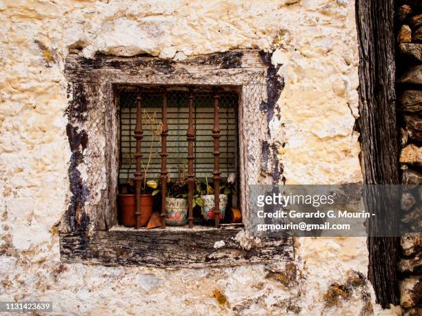 rural window - rústico stock pictures, royalty-free photos & images