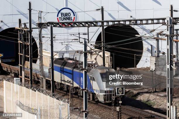 Freight Shuttle Train Getlink Photos and Premium High Res Pictures - Getty Images