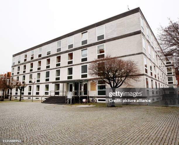 March 2019, North Rhine-Westphalia, Münster: The photo shows the building of the NRW Higher Administrative Court, which also houses the NRW...