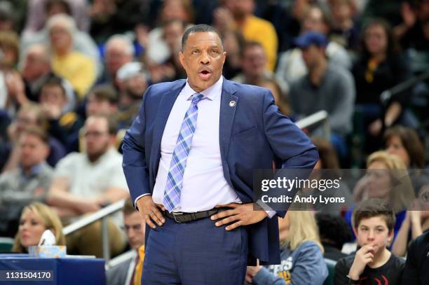 Alvin Gentry the head coach of the New Orleans Pelicans gives instructions to his team against the Indiana Pacers at Bankers Life Fieldhouse on...