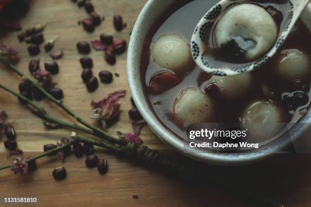 close-up of chinese tangyuan - red bean soup stock-fotos und bilder