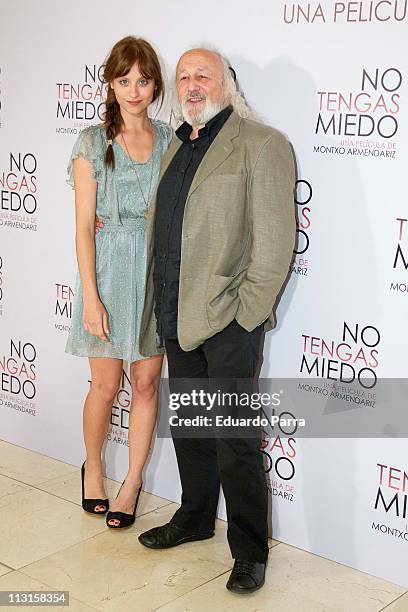 Michelle Jenner and Montxo Armendariz attend No tengas Miedo photocall at Princesa cinema on April 25, 2011 in Madrid, Spain.