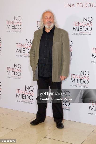 Montxo Armendariz attends No tengas Miedo photocall at Princesa cinema on April 25, 2011 in Madrid, Spain.