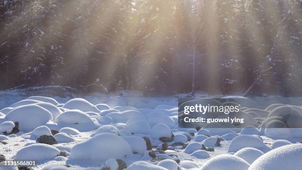 china kuitun snow mountain, xinjiang, china - 大自然美 fotografías e imágenes de stock