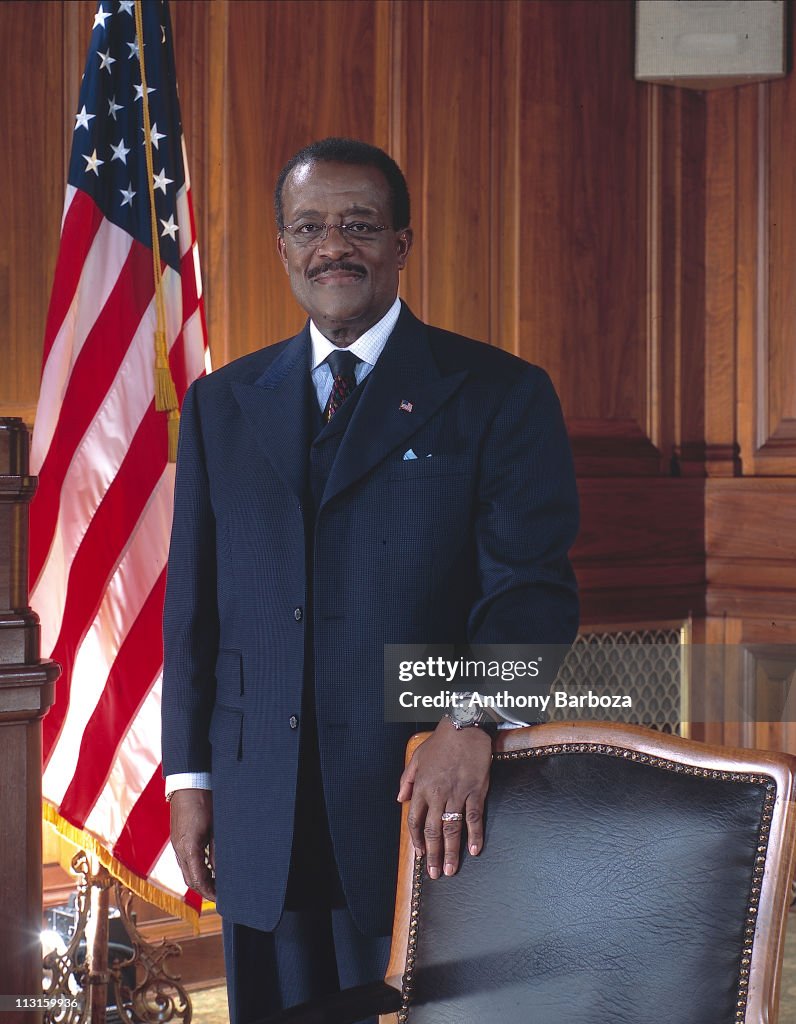 Lawyer Johnnie Cochran, Jr.