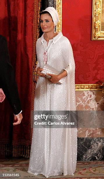 Sheikha Moza Bint Nasser Al-Missned attends a Gala Dinner honouring of the Emir of the State of Qatar Sheikh Hamad Bin Khalifa Al-Thani at the Royal...