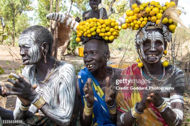 ethiopia: mursi villagers - mursi tribe they stock pictures, royalty-free photos & images