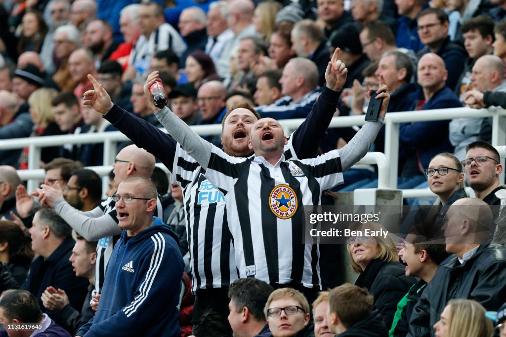 Newcastle United v Huddersfield Town - Premier League