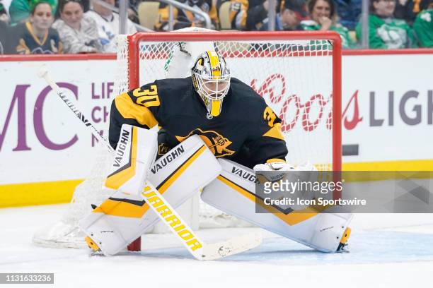 Pittsburgh Penguins Goalie Matt Murray tends net during the first period in the NHL game between the Pittsburgh Penguins and the Philadelphia Flyers...