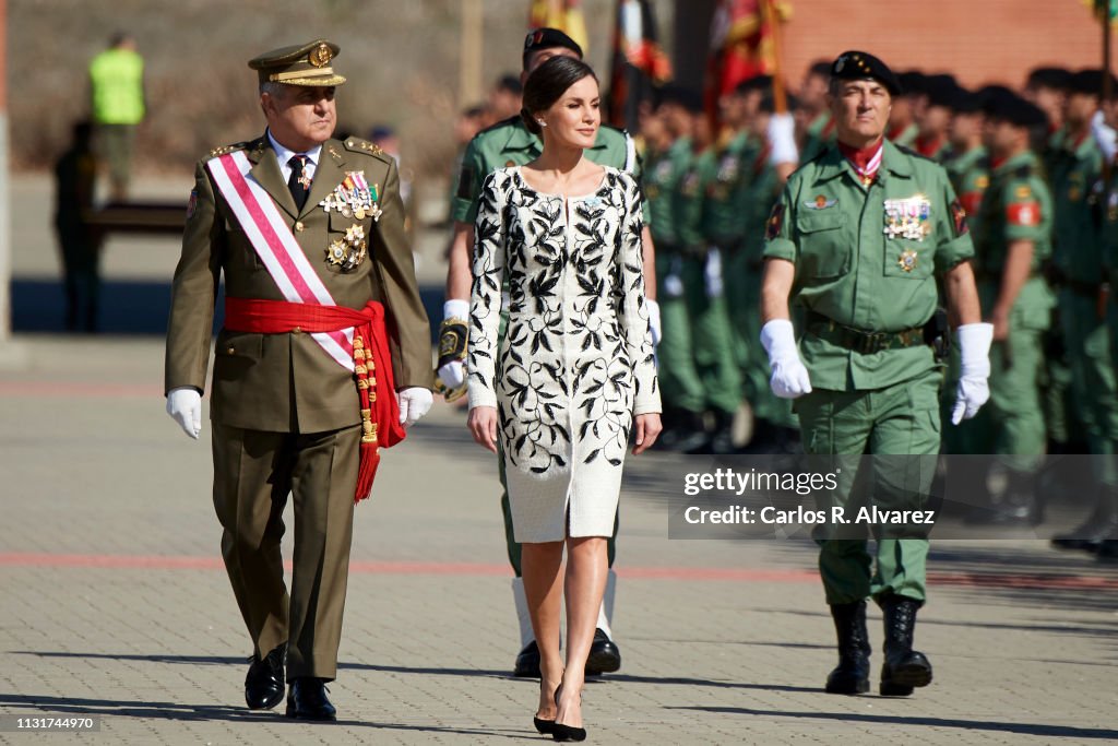 Queen Letizia Of Spain Delivers The National Flag To The Parachutists Of The 'Napoles' Infantry Cavalry